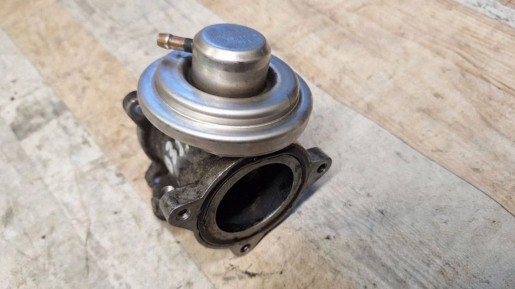 EGR vārsts 045131501F
