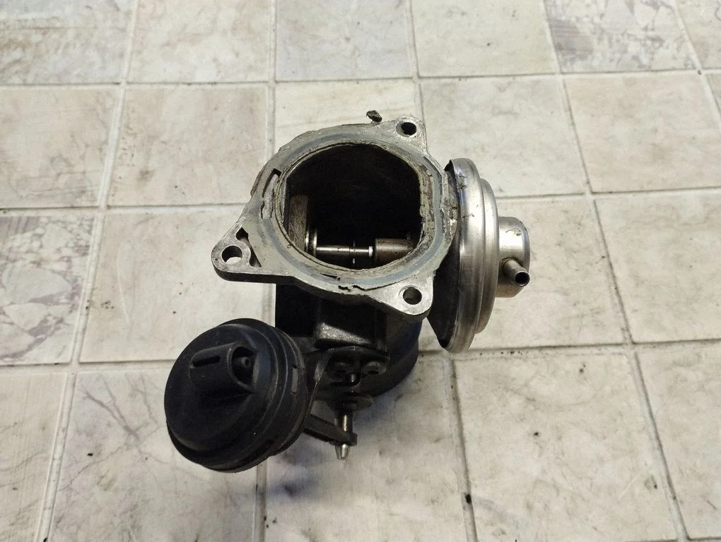 EGR-klapp 038129637L