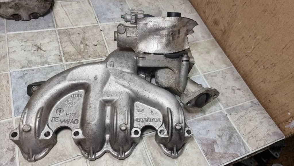 EGR valve 03G129713K