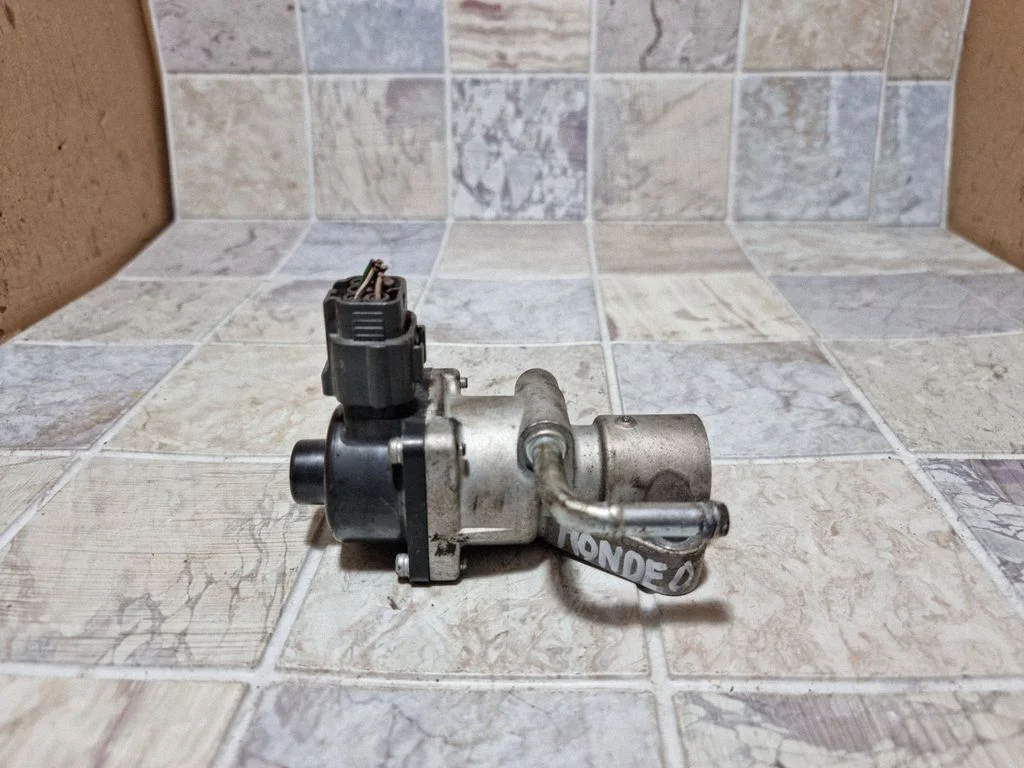 EGR valve 79371U7SAD