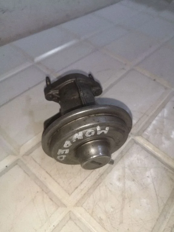 EGR valve 1S7Q9D475AE