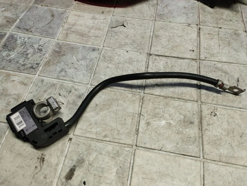 Negative earth cable (battery) – BMW 1 Series E81 E87 (2004-2011)