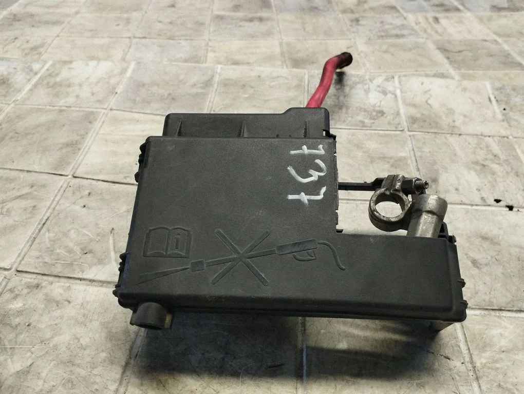 Positive cable (battery) – Opel Insignia A (2008-2017)