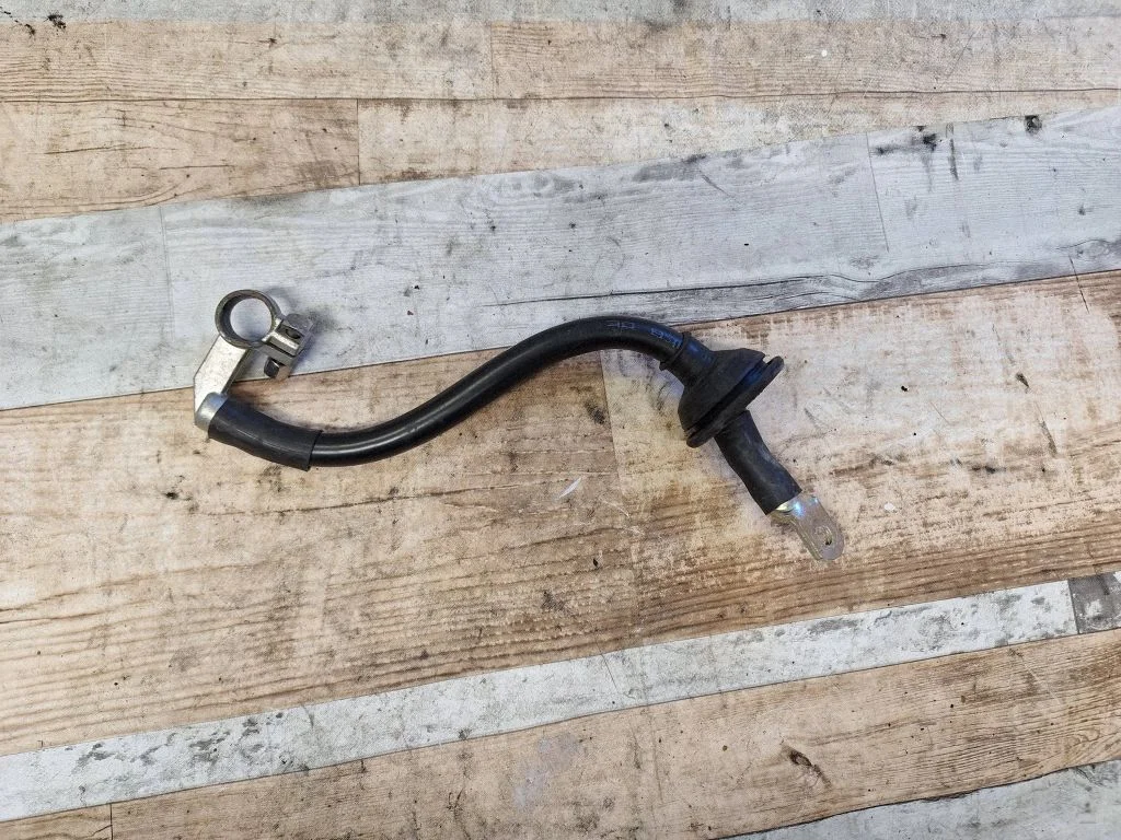 Positive cable (battery)