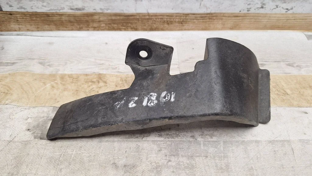 Rear mudguard 768564GA0A
