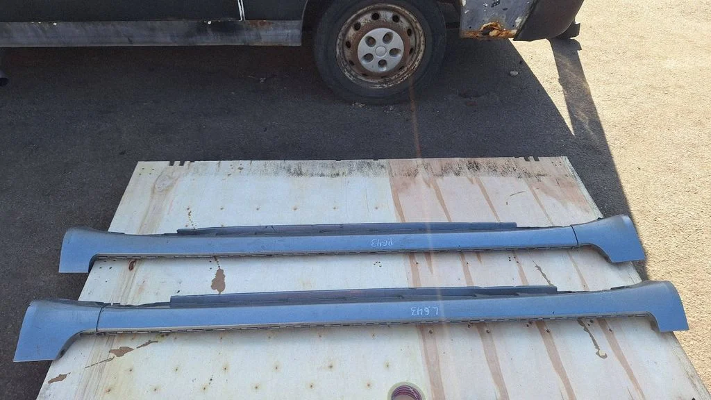 Sill 8E0853859