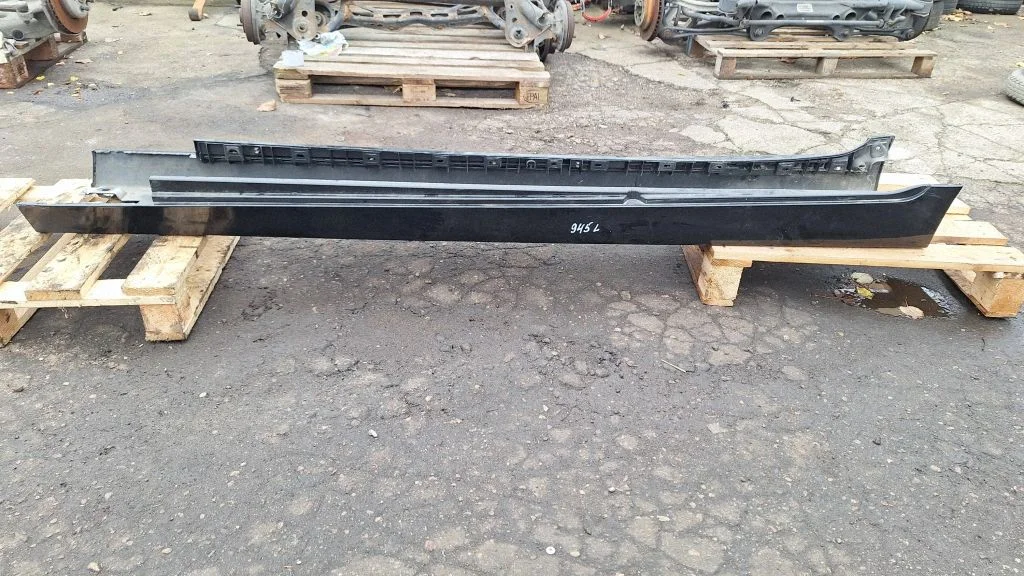 Sill 7184774