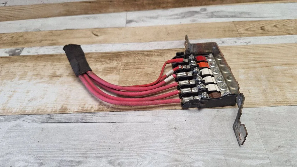 Positive wiring loom