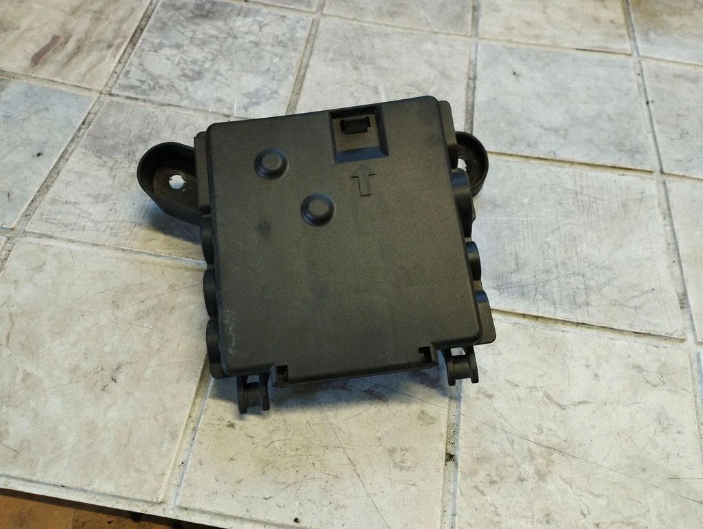 Plussjuhtmete ühendussõlm K94G5170