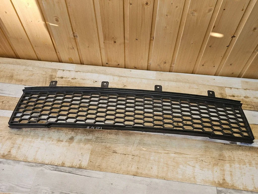 Front grill FA00AAA40155