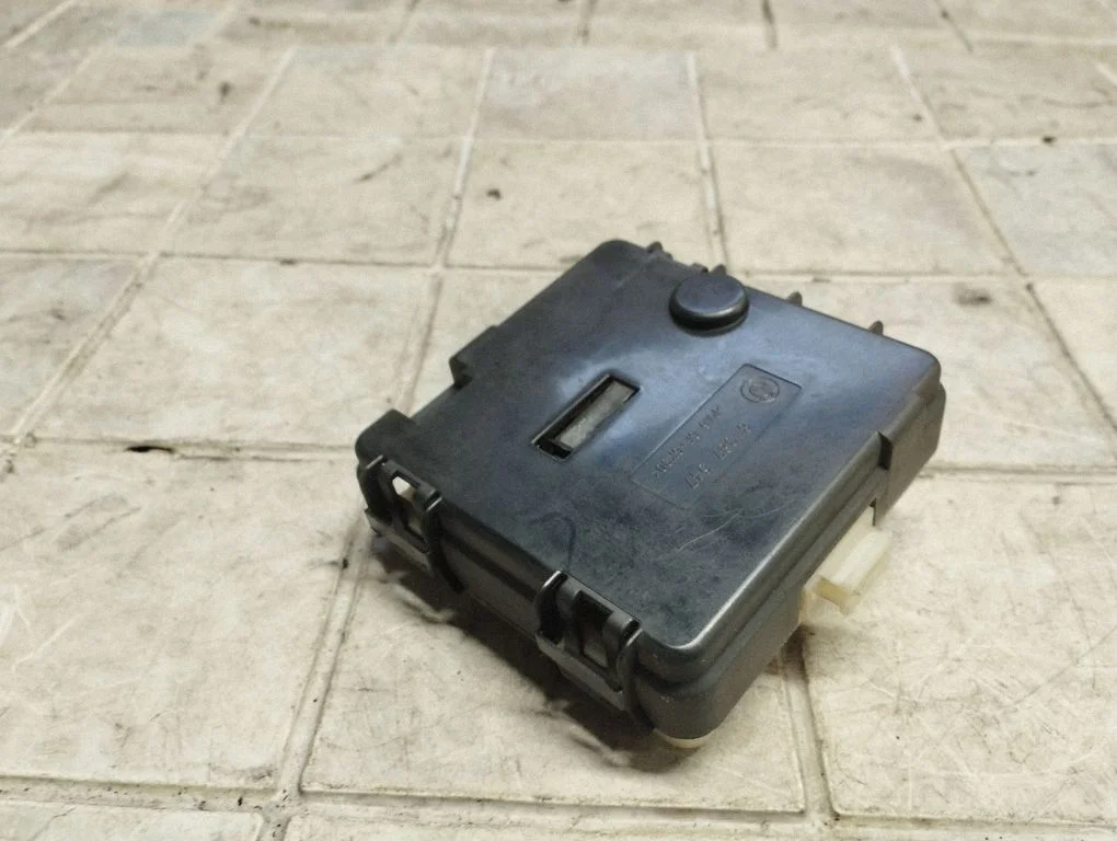 Plussjuhtmete ühendussõlm 8387547