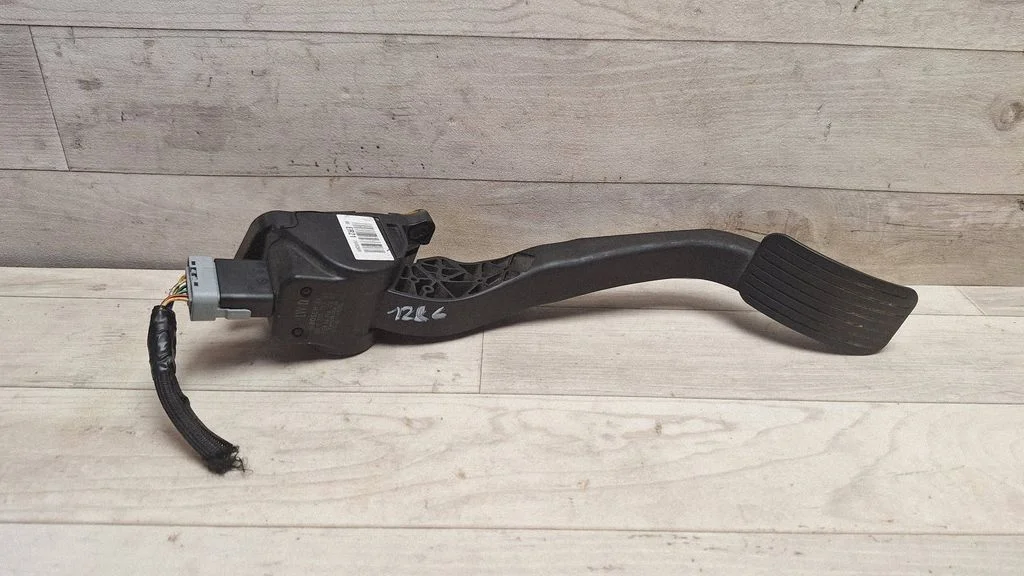 Accelerator throttle pedal 9671417080