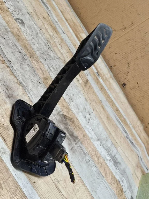 Accelerator throttle pedal BK219F836AC