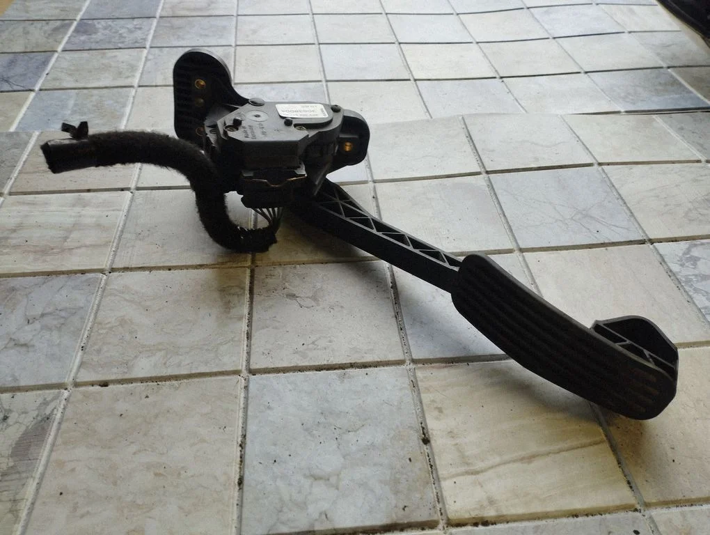 Pedał gazu 6PV00853701