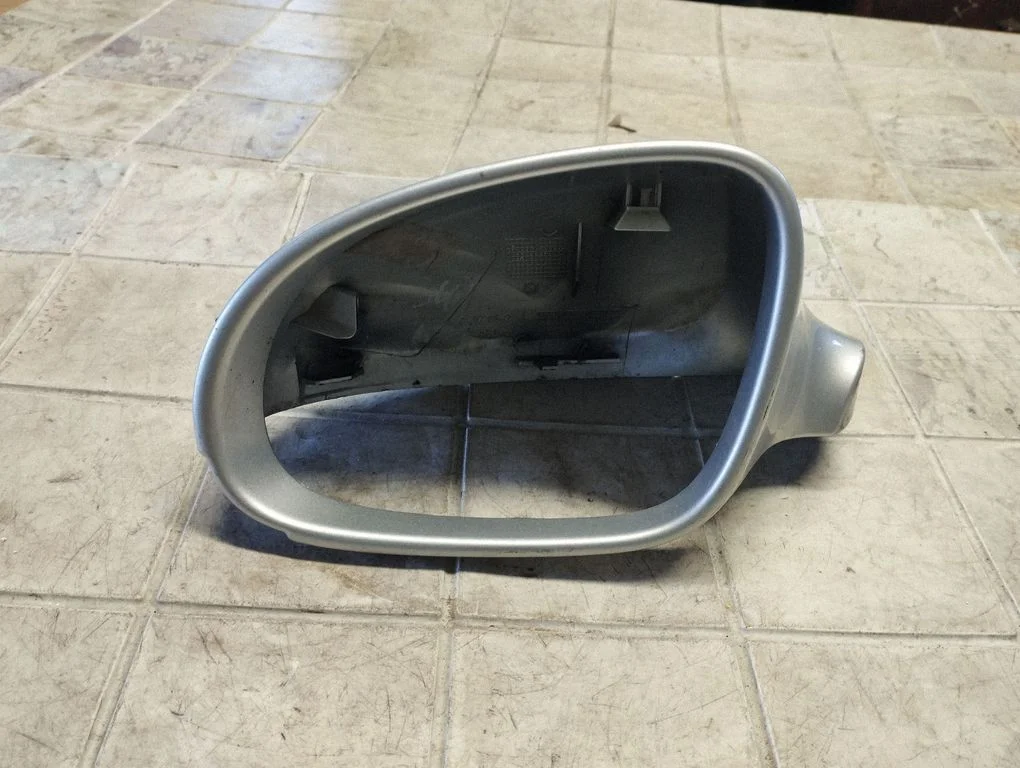 Välispeegli plastkate – Volkswagen Passat B6 (2005-2010)