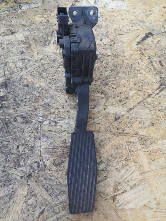Accelerator throttle pedal 9186724