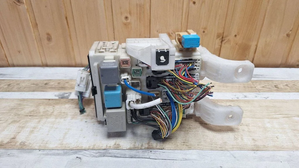 Fuse box set 8273041290
