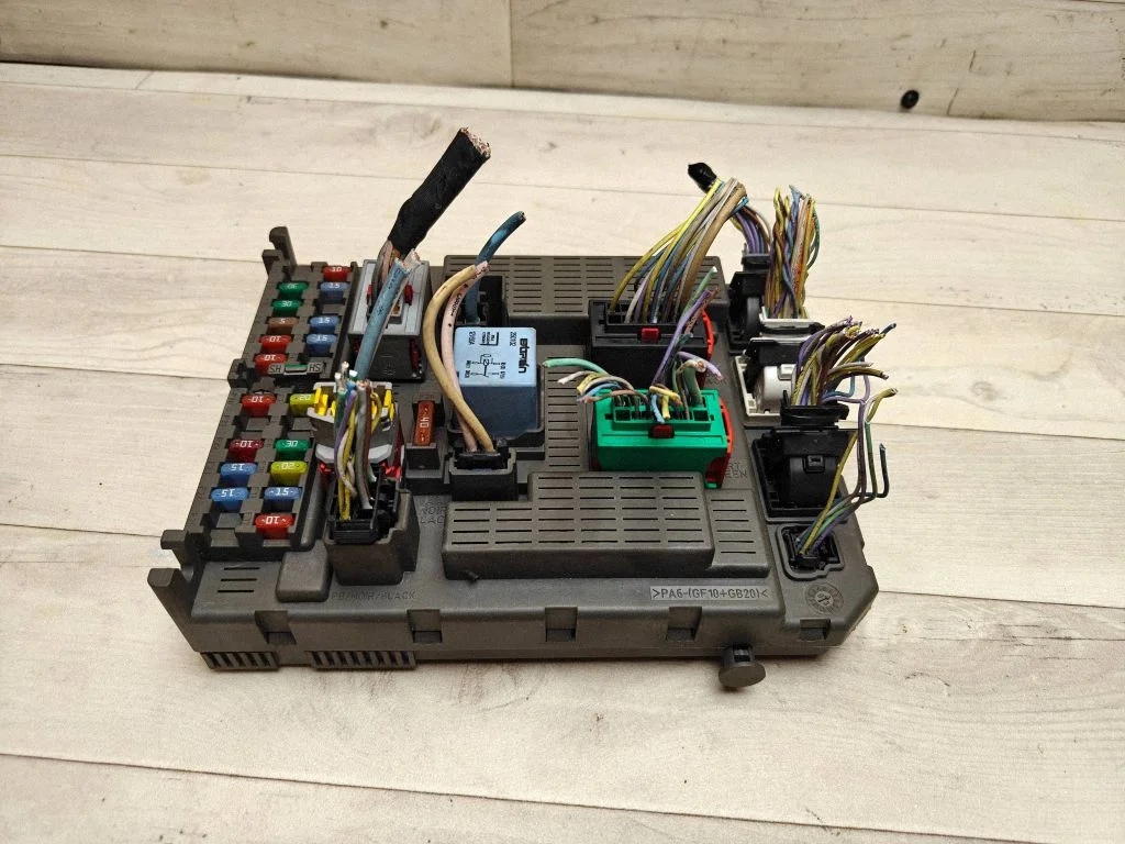 Fuse box set 9651938280
