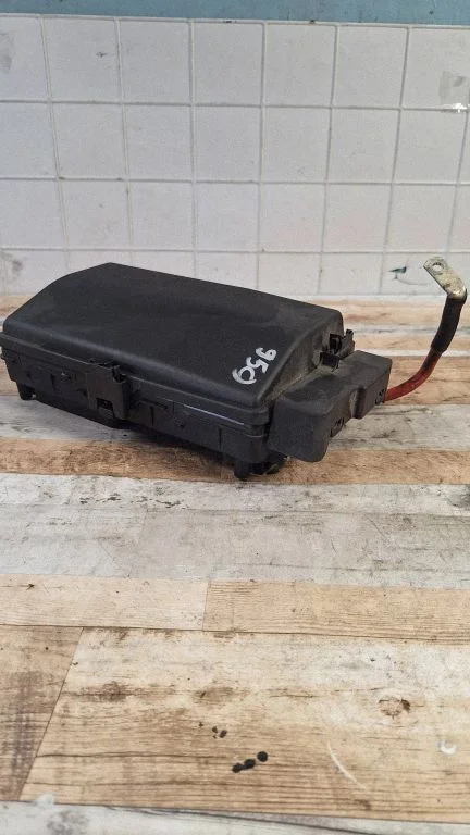 Fuse box set – Opel Insignia A (2008-2017)