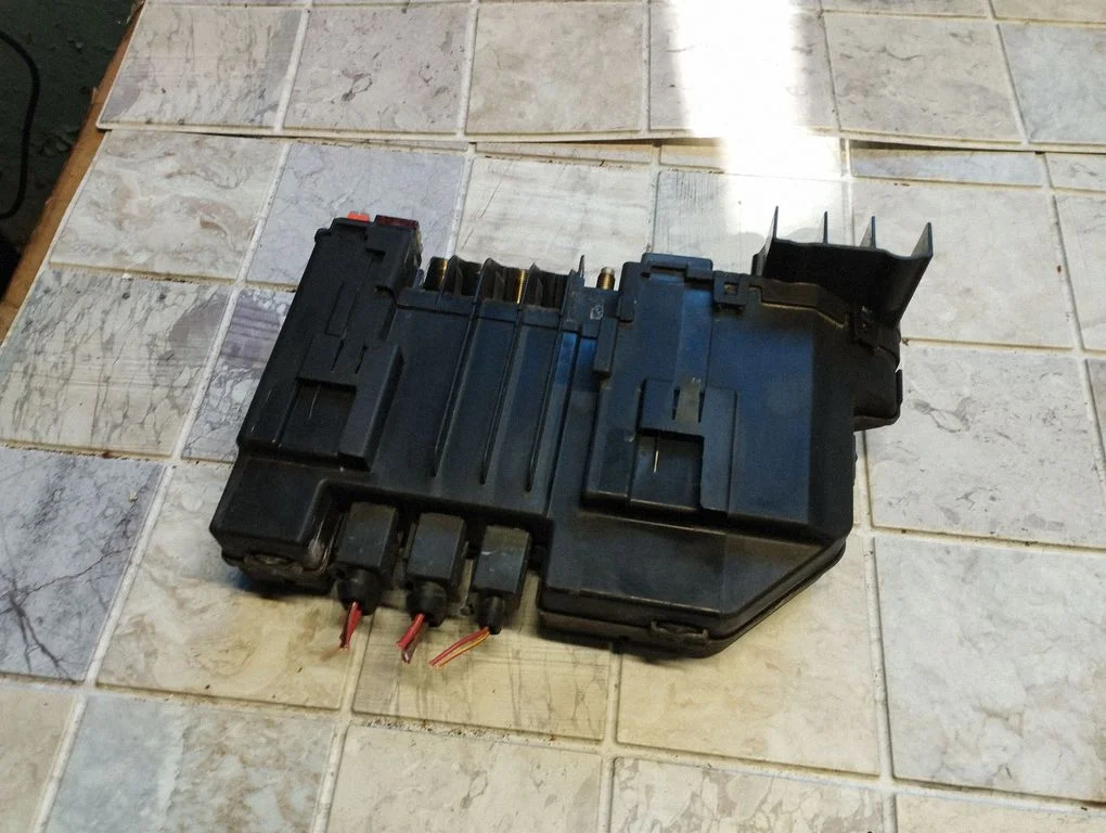 Fuse box set – Mercedes-Benz S-Class W221 (2005-2013)
