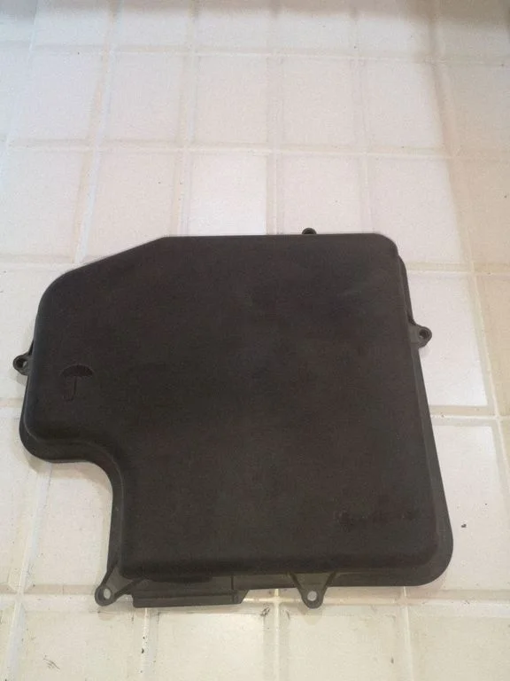Fuse box cover – Audi A6 Allroad C5 (1999-2005)