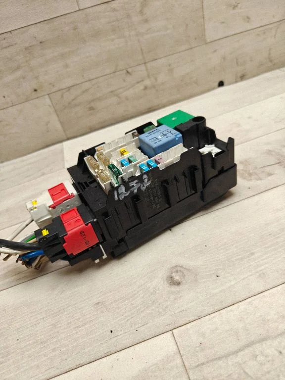Fuse module 9665492680