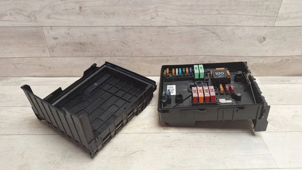 Fuse module 1K0937125A