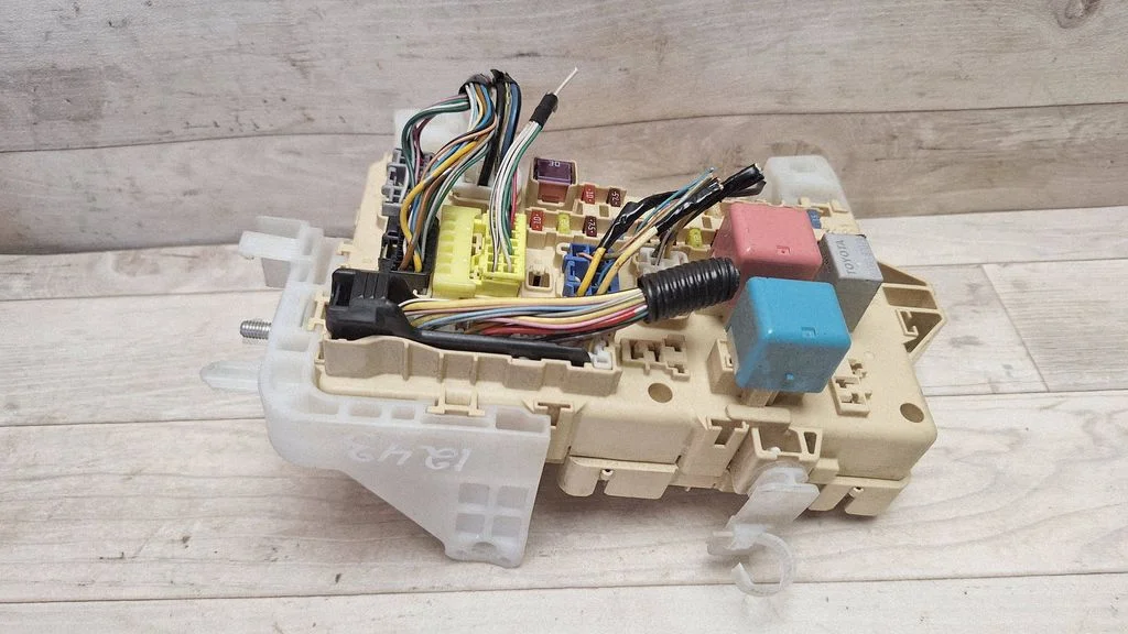 Fuse module 892210F010
