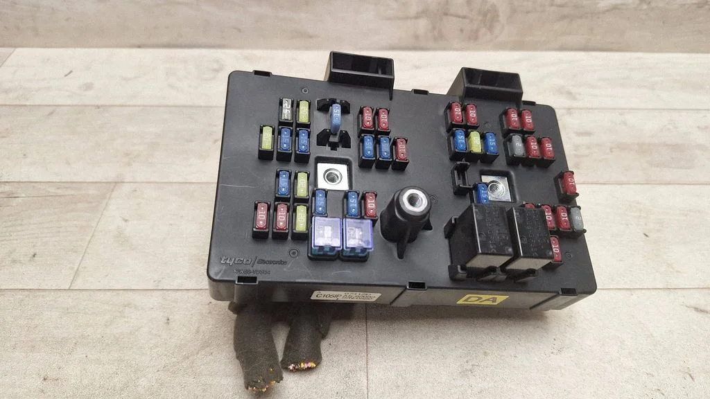 Drošinātāju bloks AK62083