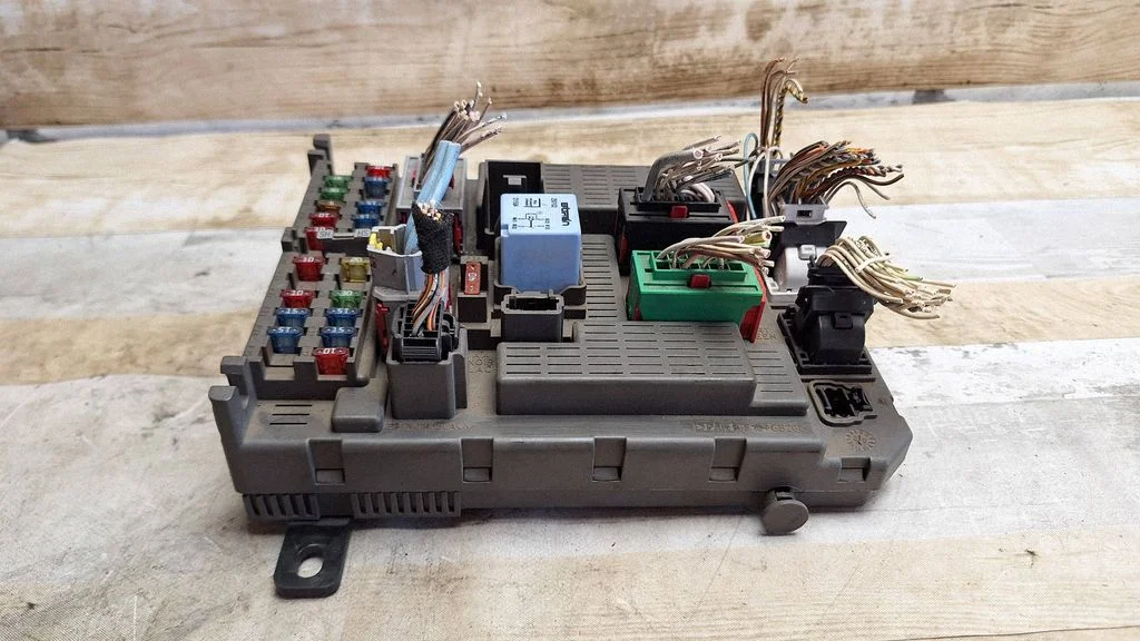 Fuse module – Citroen C5 (2001-2004)