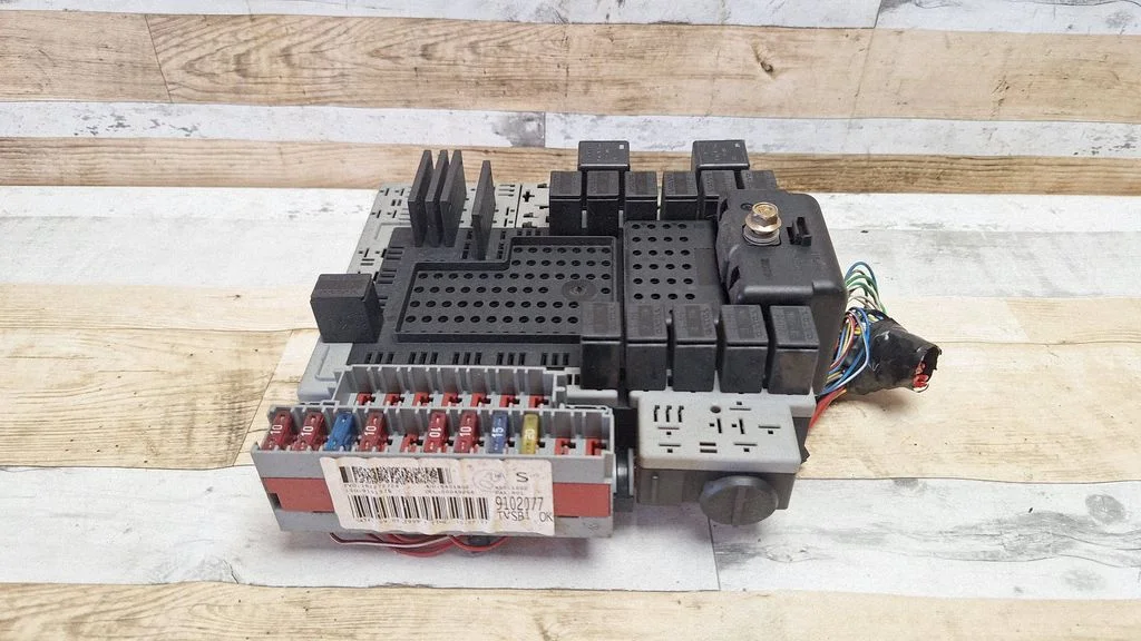 Fuse module 9102077