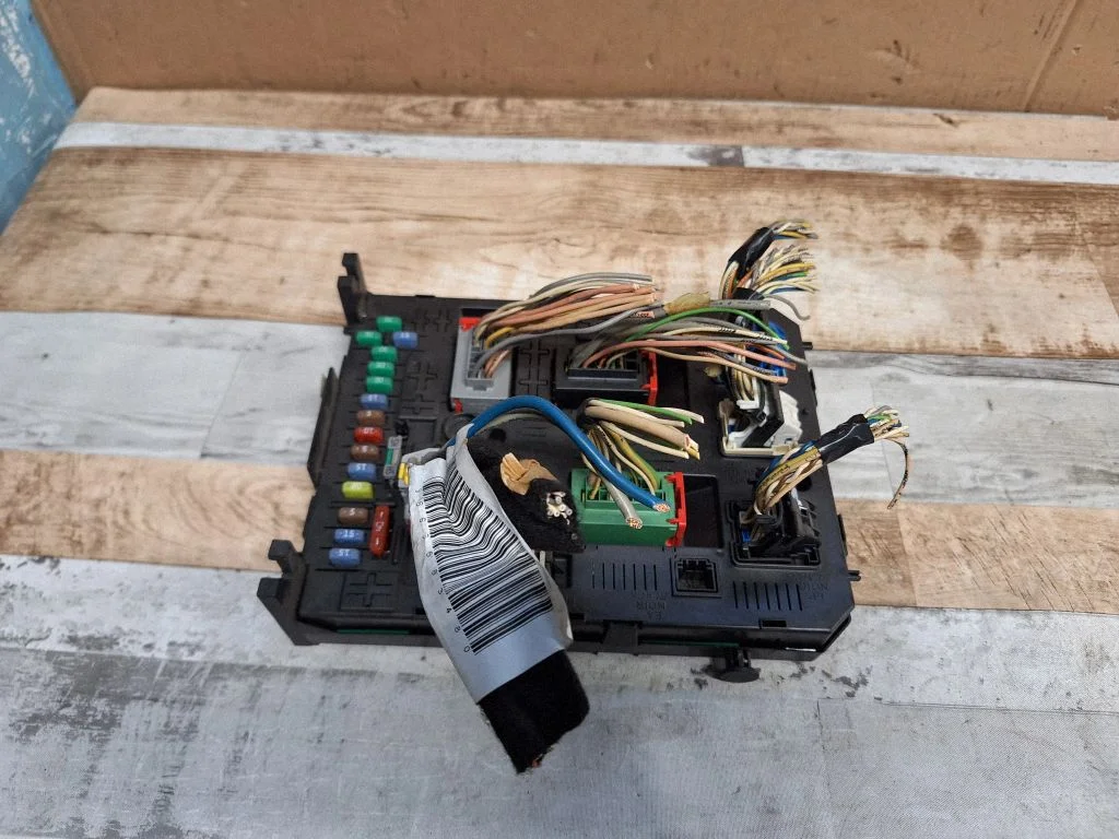 Fuse module 216761594