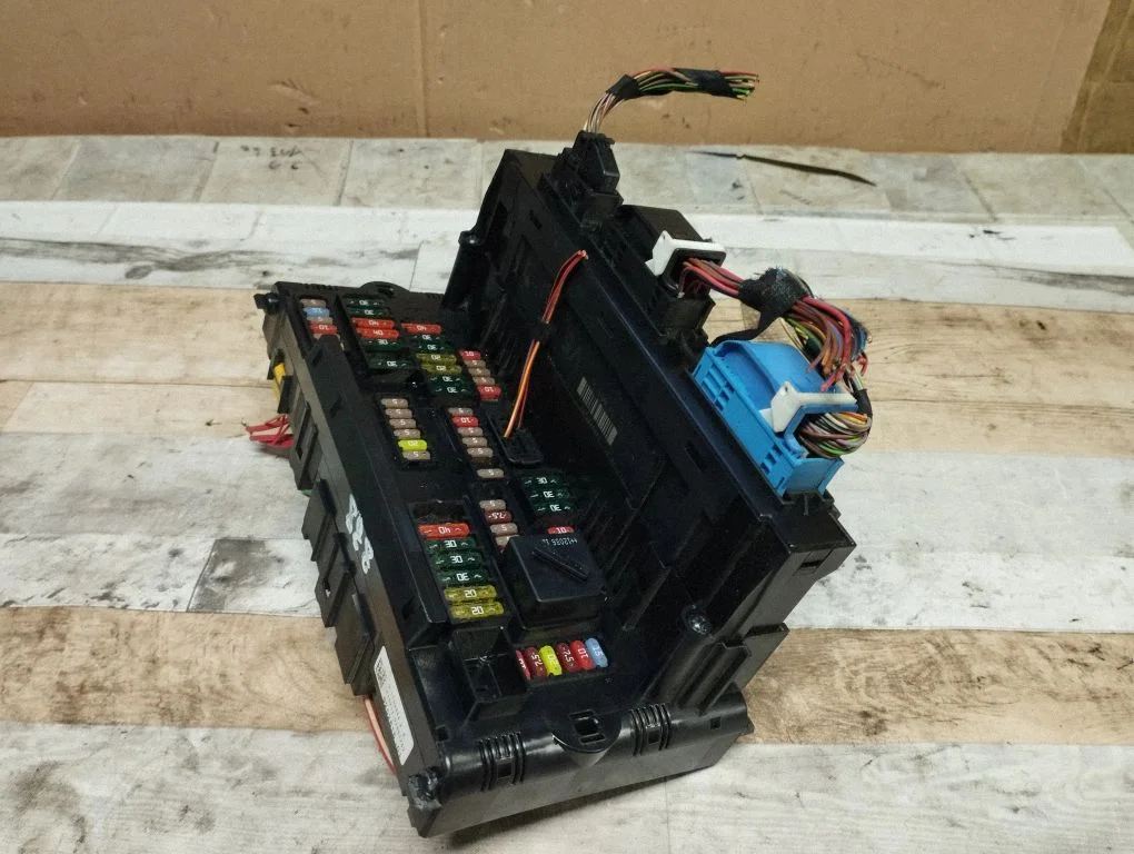 Fuse module – BMW 7 Series F01 F02 F03 F04 (2008-2016)