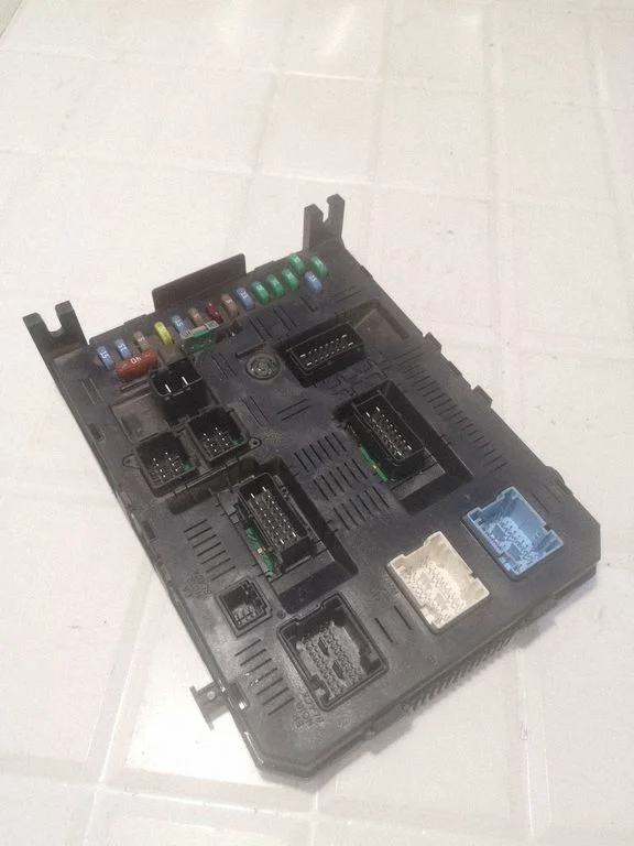 Fuse module 216761594