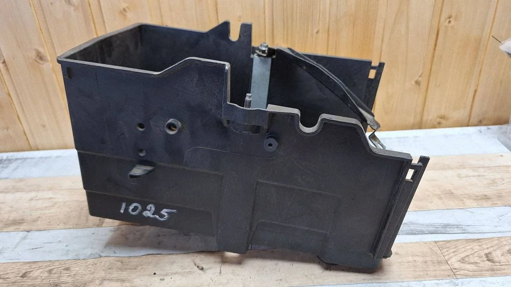 Battery box tray – Ford Focus (2010-2017)
