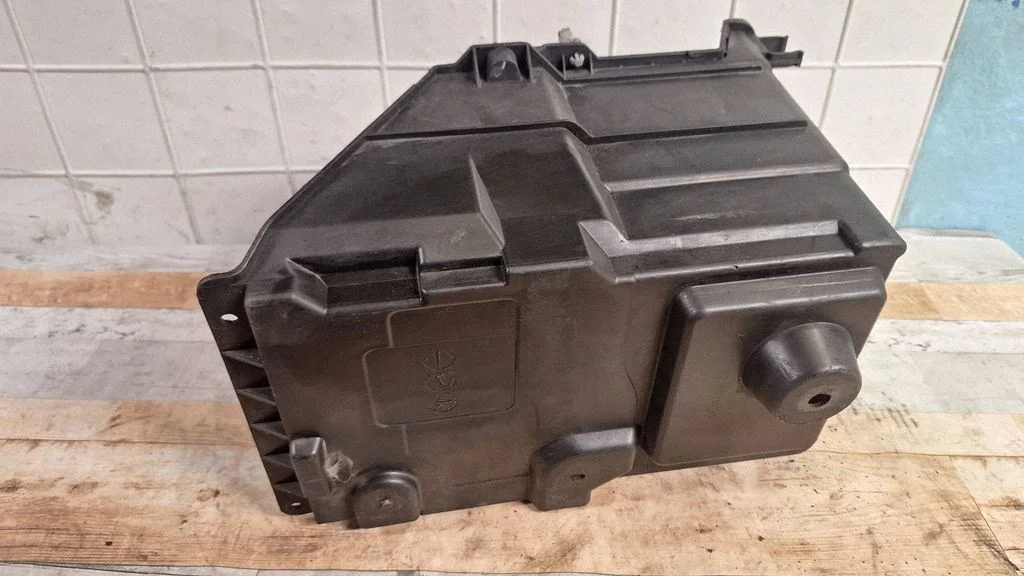 Akumulatora kārba CC3056040