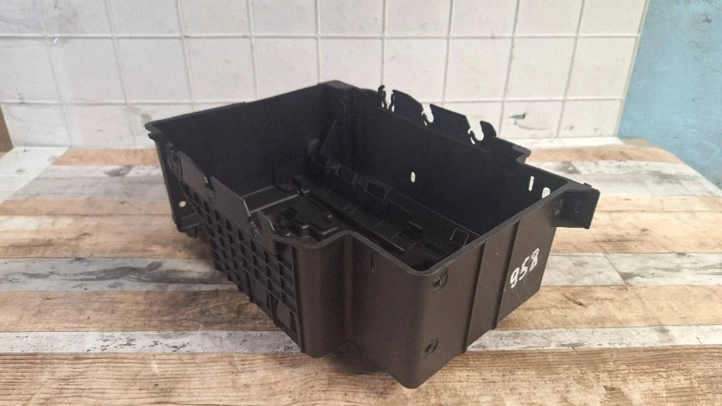 Battery box tray 9638079380
