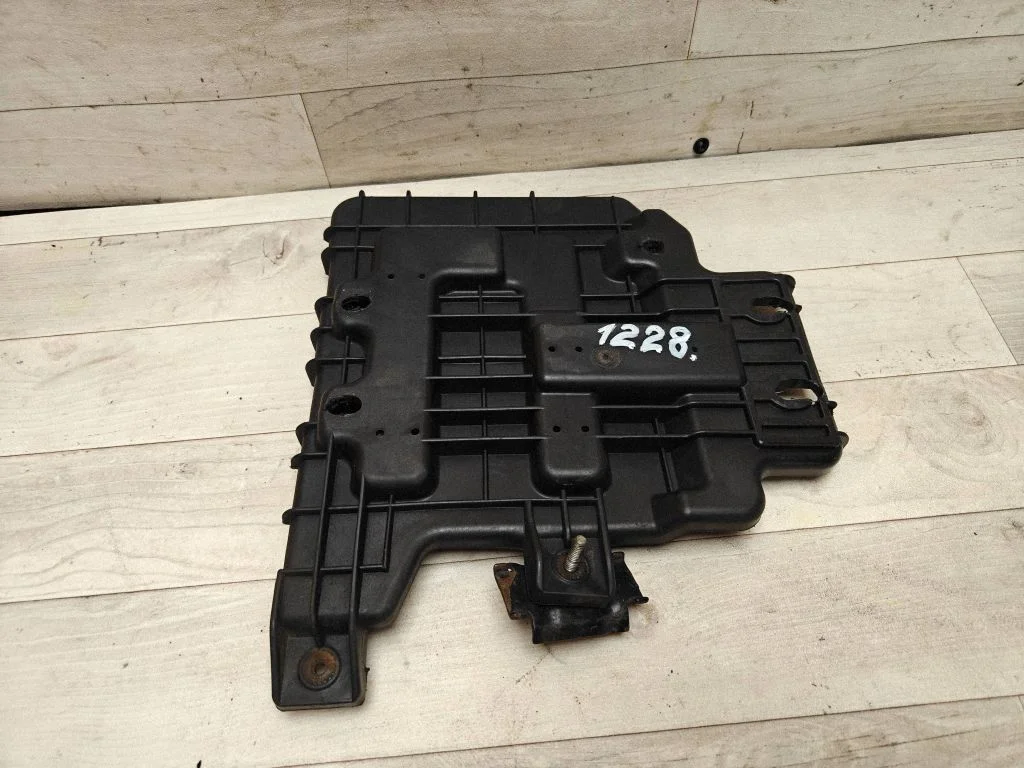 Battery tray 371511J450