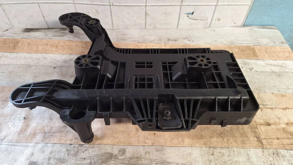 Battery tray 1K0915333C