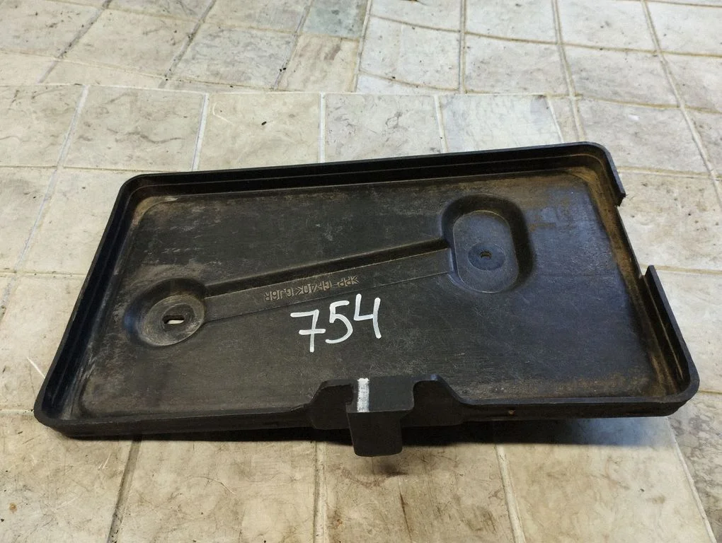 Battery tray
