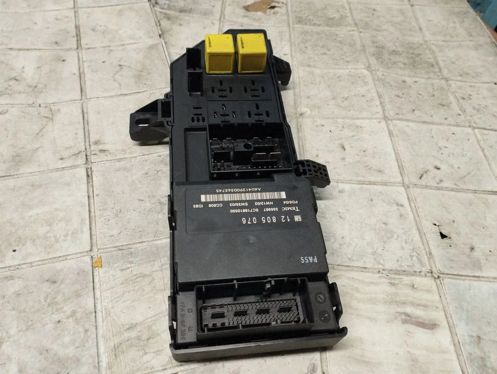 Comfort/convenience module – Saab 9-3 Ver2 (2003-2007)