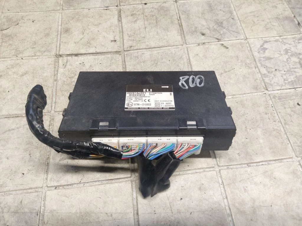 Comfort/convenience module 88281AJ201