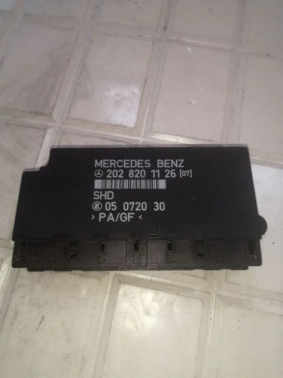 Comfort/convenience module – Mercedes-Benz C-Class AMG W202 (1993-2000)