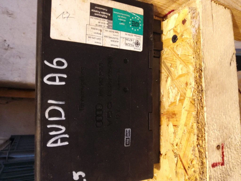 Comfort/convenience module 4B0962258D