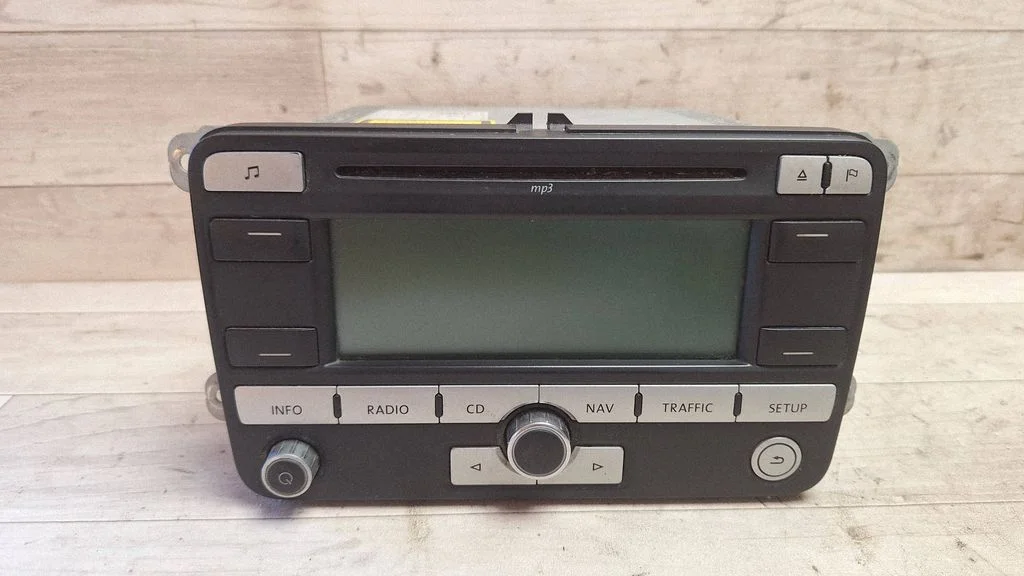 Radio, odtwarzacz CD/DVD, nawigacja 1K0035191D