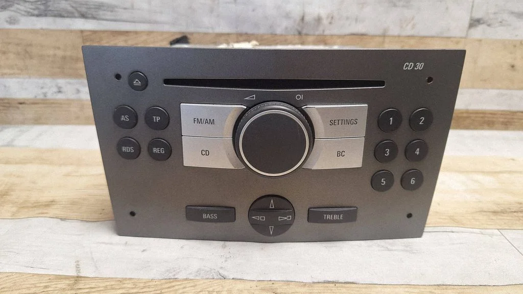 Radio/CD/DVD/GPS head unit – Opel Zafira B (2005-2014)