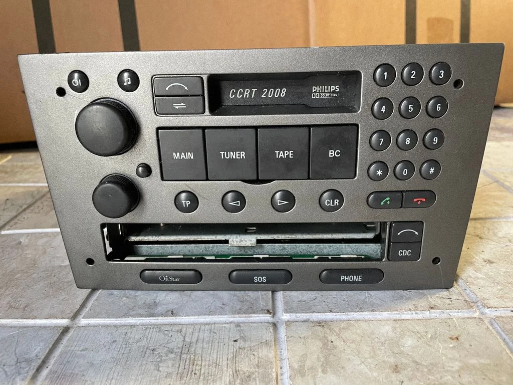 Radio/CD/DVD/GPS head unit – Opel Vectra C (2002-2005)