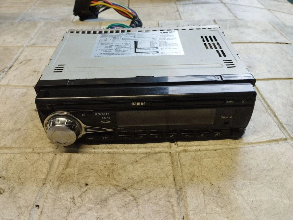 Radio, odtwarzacz CD/DVD, nawigacja