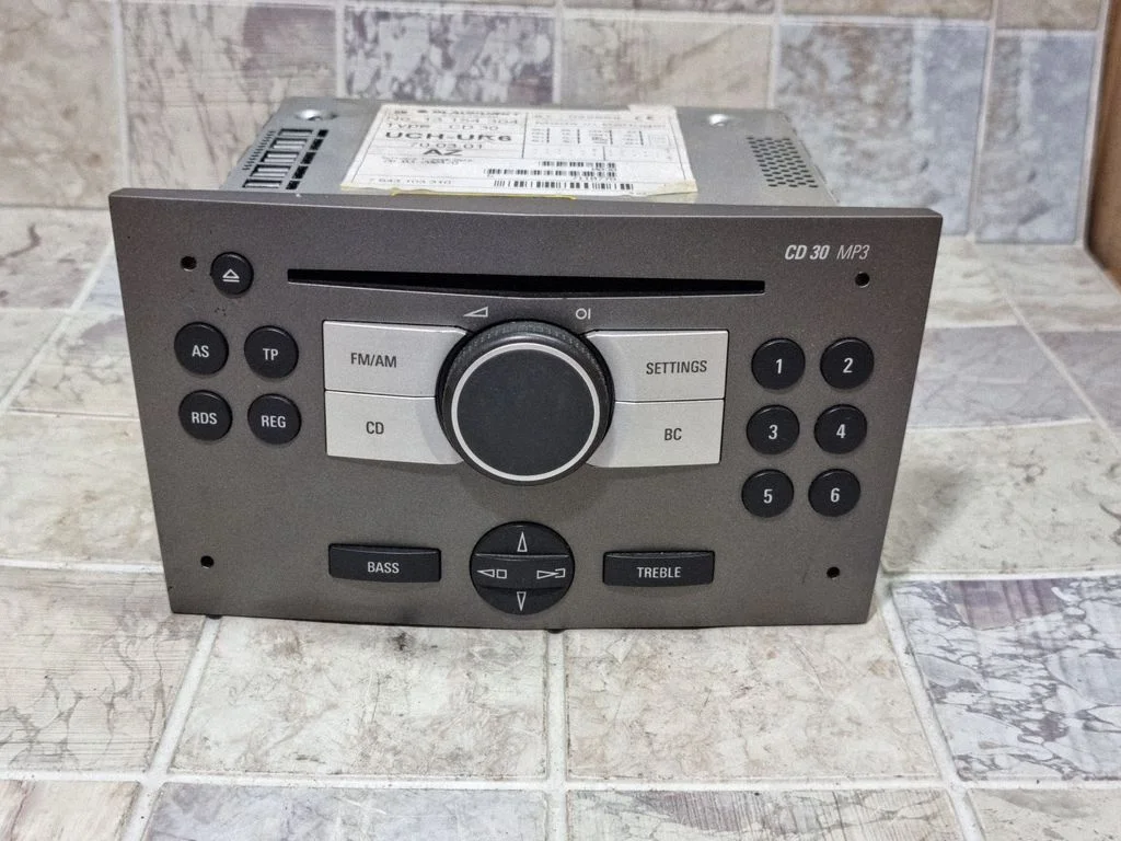 Radio/CD/DVD/GPS head unit 13154304
