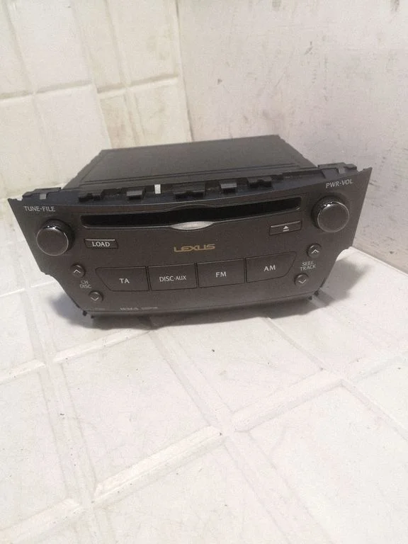 Radio, odtwarzacz CD/DVD, nawigacja 8612053370